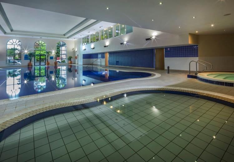 The Westgrove Hotel 2 Nights Bed & Breakfast + 1 Dinner + 2 Rounds of